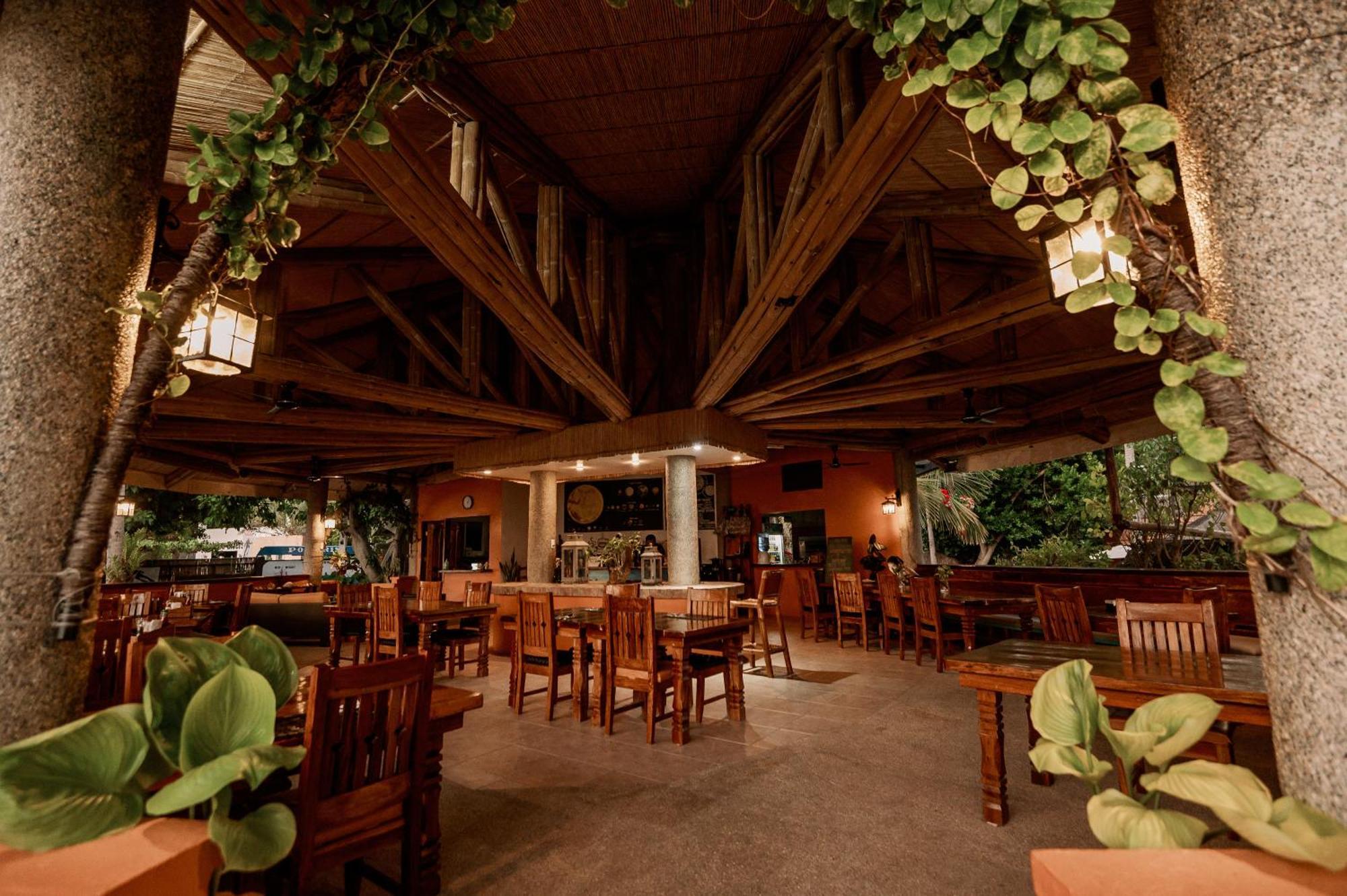 Polaris Beach And Dive Resort Inc Loon Kültér fotó