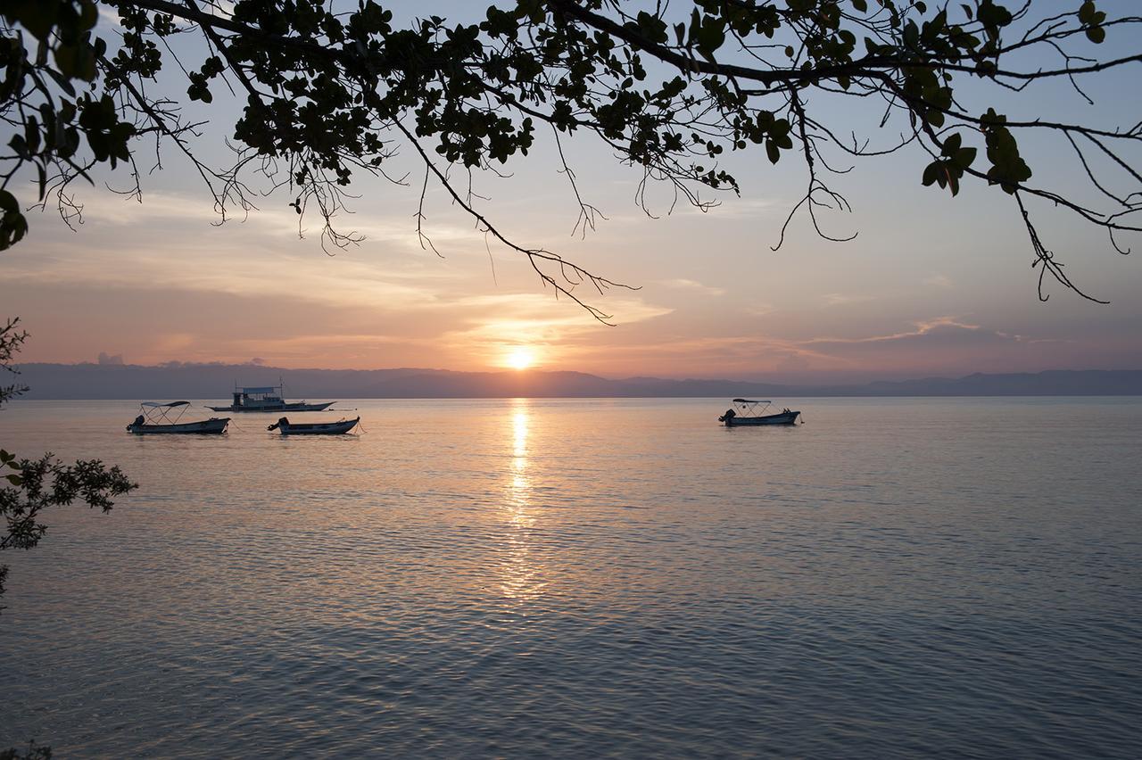 Polaris Beach And Dive Resort Inc Loon Kültér fotó